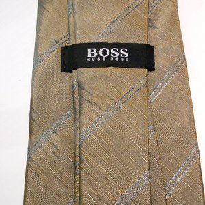 HUGO BOSS ITALIAN PATTERNED TIE IN SILK JACQUARD